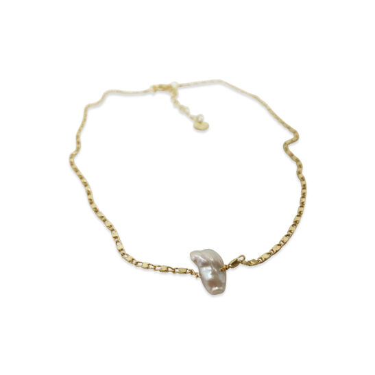 fresh water pearl layer necklace