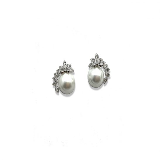 Pearl and diamond stud earrings |Reagan| Jeanette Maree