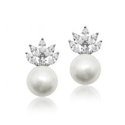 Felicia|Small pearl earrings