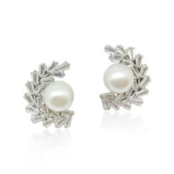 Rowan – Pearl silver earrings