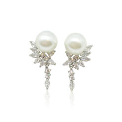 Kay- Swarovski pearl stud earrings