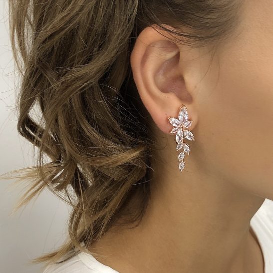 There is something iconic about the moment a bride puts her wedding earrings on. You will own that moment with style and grace when you put on these high-end luxurious bridal earrings. A teardrop style will remain in fashion for years to come as it is classic and timeless.