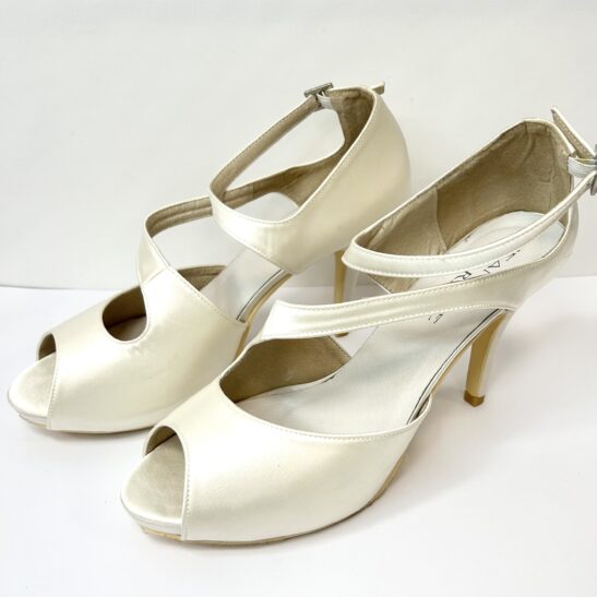 platform heels for wedding