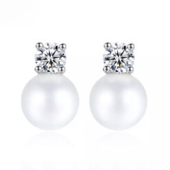Juno – Best pearl stud earring
